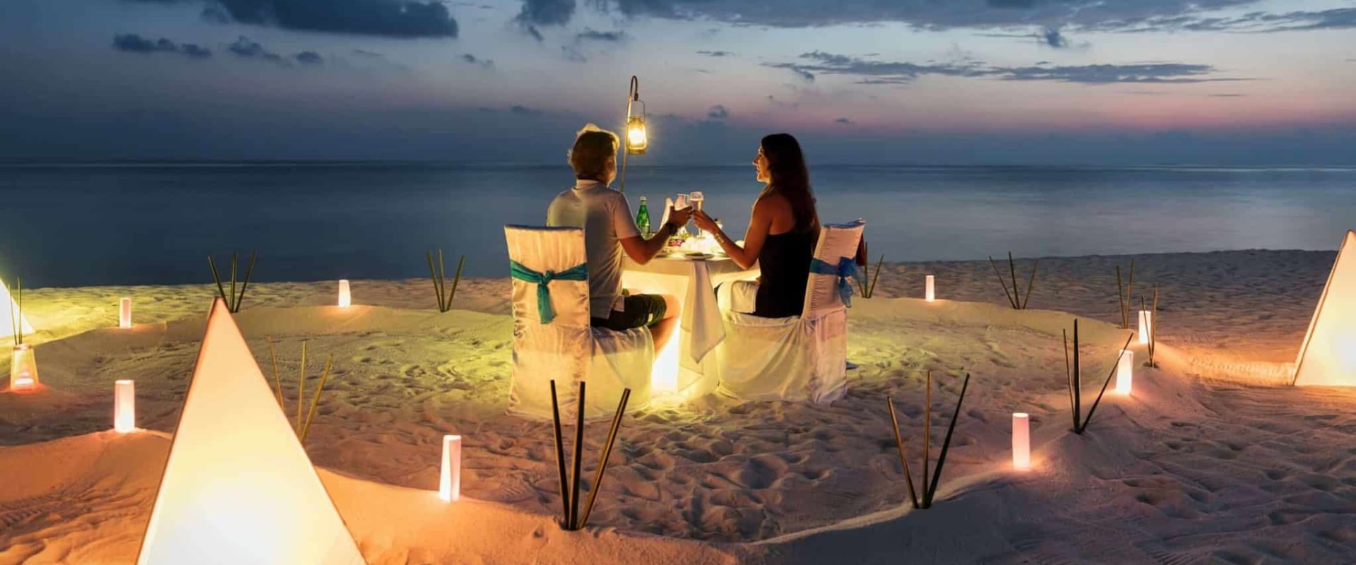 Romantic Beach Vacations in the US and Abroad: The Ultimate Guide for Couples